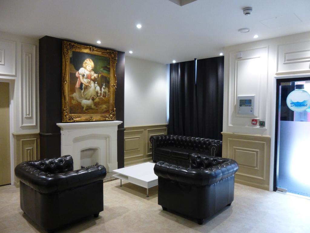 Dreams Hotel Barking  Exterior photo